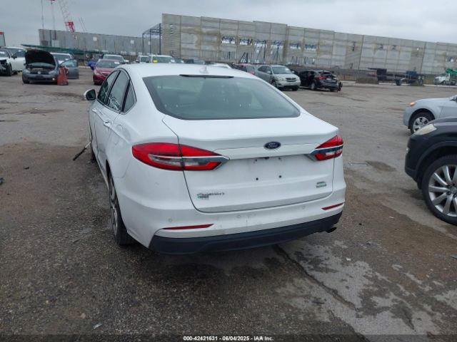 3FA6P0CD6KR237248 Ford 2019