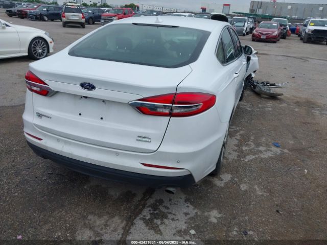 3FA6P0CD6KR237248 Ford 2019