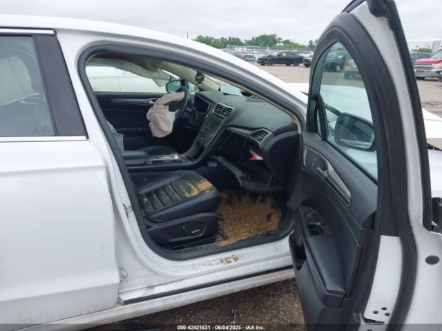 3FA6P0CD6KR237248 Ford 2019