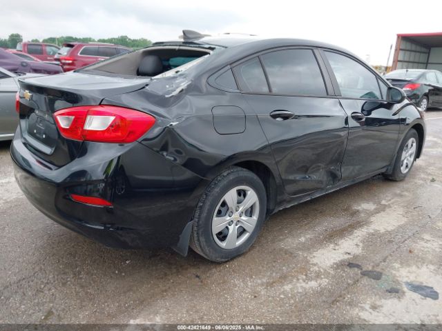 2017 CHEVROLET CRUZE 1G1BC5SM7H7248948 Photo 3