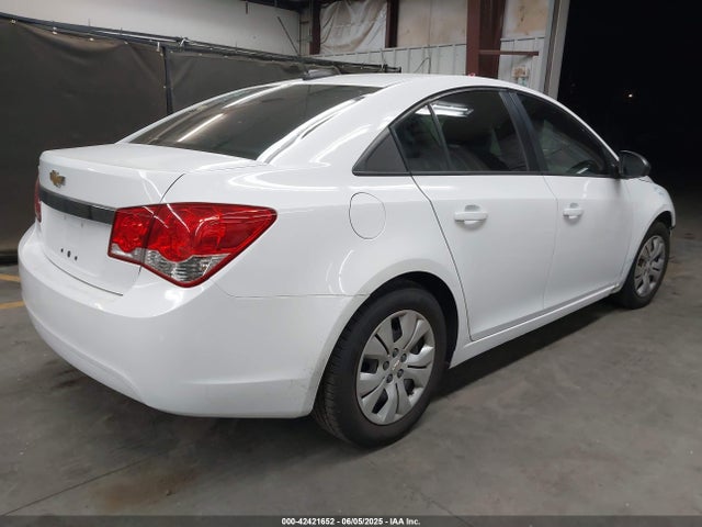 1G1PA5SH0F7135273 Chevrolet luw