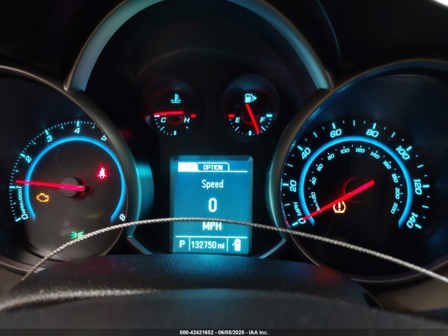 1G1PA5SH0F7135273 Chevrolet luw