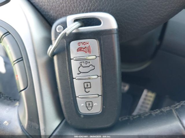 KMHD35LH4EU219630 Hyundai ELANTRA GT
