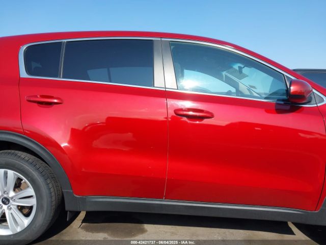 KNDPMCAC6H7274822 KIA Sportage Lx