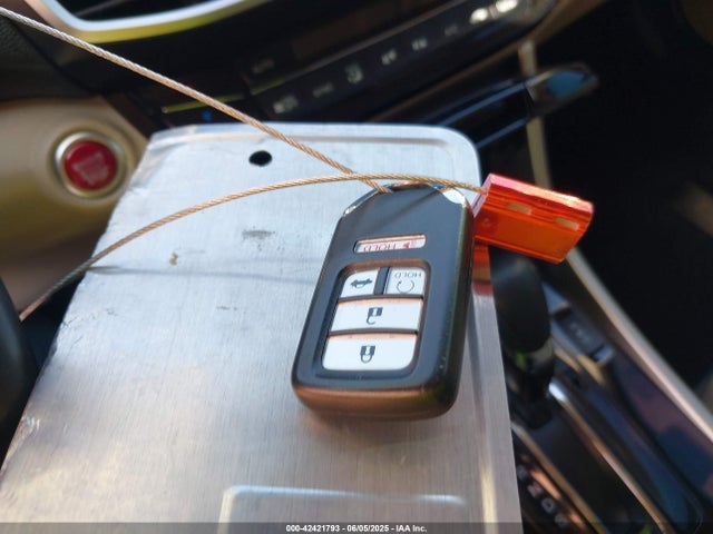 1HGCR3F87HA025065 Honda j35y1