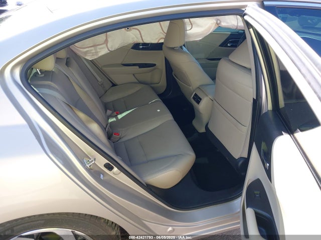 1HGCR3F87HA025065 Honda j35y1