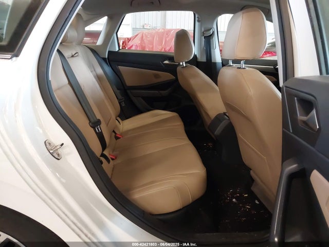 3VWC57BU9KM084226 Volkswagen 1.4 tsi