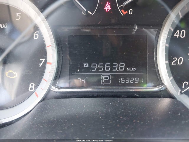 3N1AB7APXEY231846 Nissan 2014