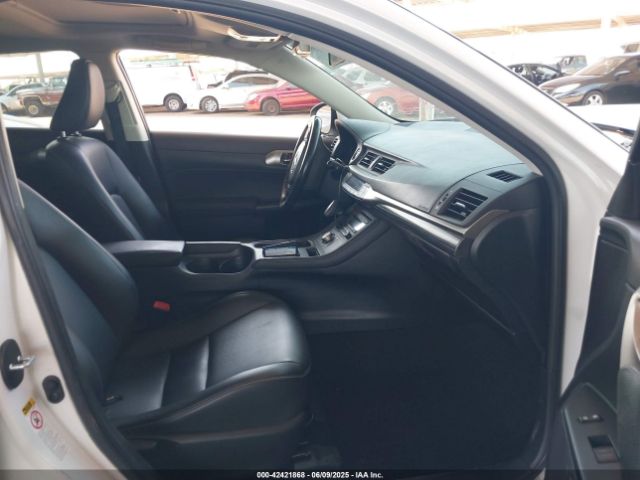 JTHKD5BH6F2230652 Lexus 2zr-fxe+3jm