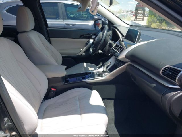 2018 MITSUBISHI ECLIPSE CROSS JA4AT5AA5JZ039030 Photo 4