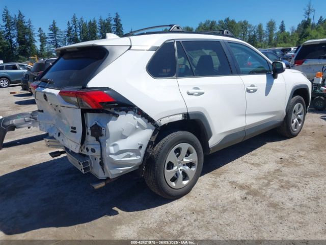 2T3G1RFV8LC105048 Toyota RAV4 LE