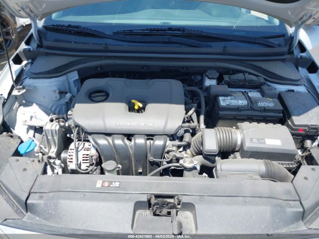 2019 HYUNDAI ELANTRA 5NPD84LFXKH436488 Photo 9