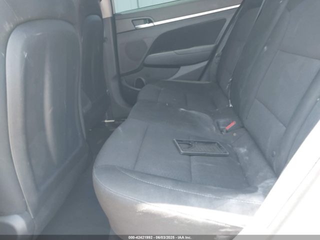 2019 HYUNDAI ELANTRA 5NPD84LFXKH436488 Photo 7