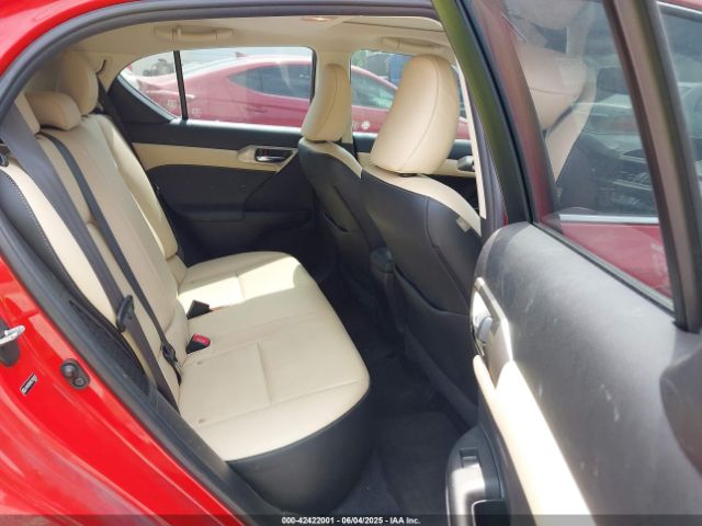 JTHKD5BH0E2192432 Lexus CT 200H
