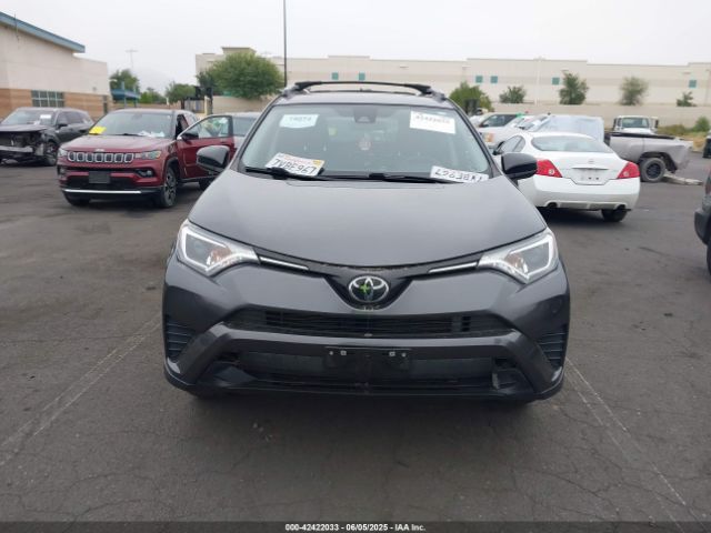 JTMZFREVXHJ107299 Toyota RAV4 LE