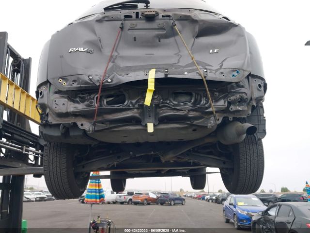 JTMZFREVXHJ107299 Toyota RAV4 LE