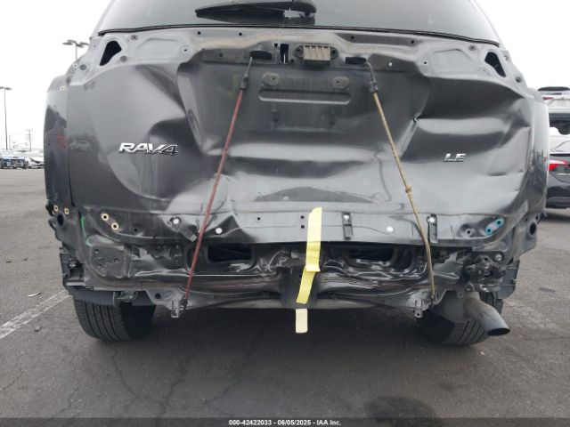 JTMZFREVXHJ107299 Toyota RAV4 LE