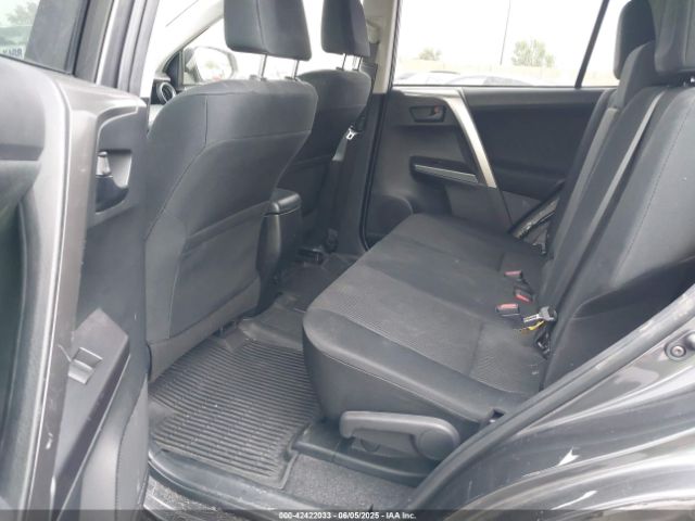 JTMZFREVXHJ107299 Toyota RAV4 LE