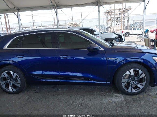 WA1LAAGE4MB038563 Audi 2021