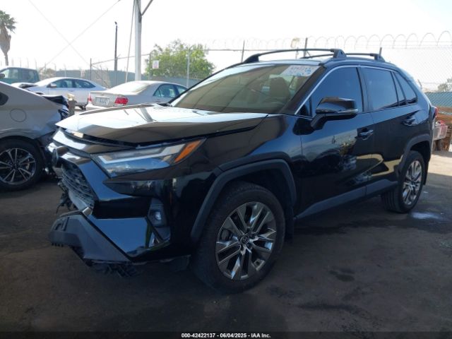2022 TOYOTA RAV4 2T3C1RFV2NC175503 Photo 1