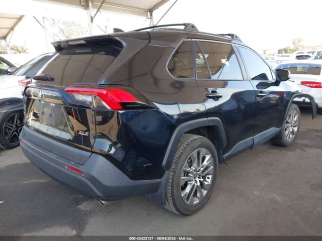 2022 TOYOTA RAV4 2T3C1RFV2NC175503 Photo 3