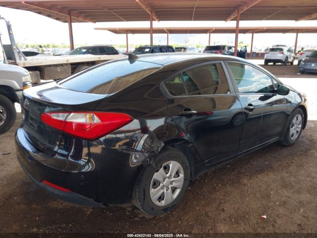 KNAFK4A68G5559806 KIA FORTE LX