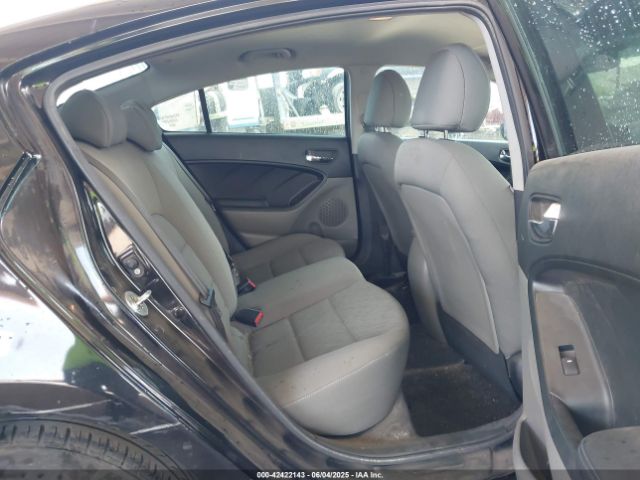 KNAFK4A68G5559806 KIA FORTE LX