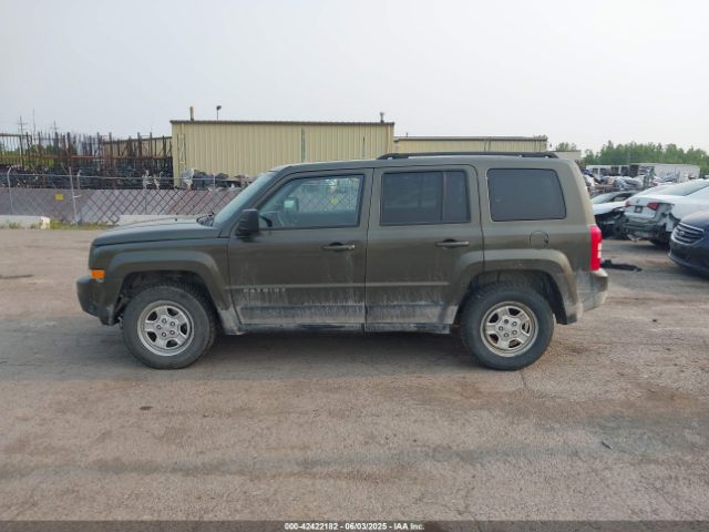 1C4NJRBB9GD579952 Jeep Patriot Sport