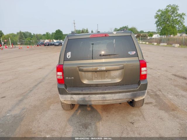 1C4NJRBB9GD579952 Jeep Patriot Sport