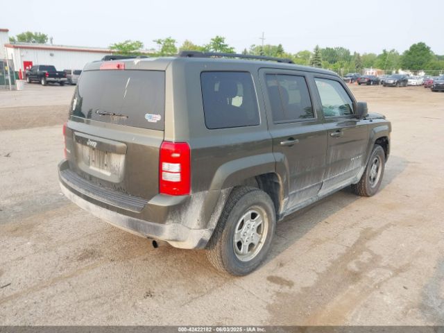 1C4NJRBB9GD579952 Jeep Patriot Sport