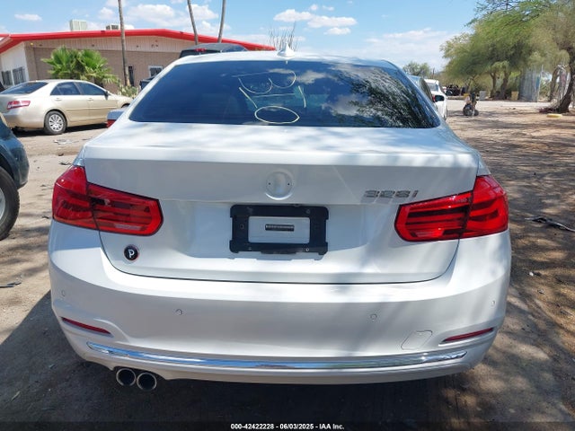 WBA8E9G54GNT45200 BMW 2016