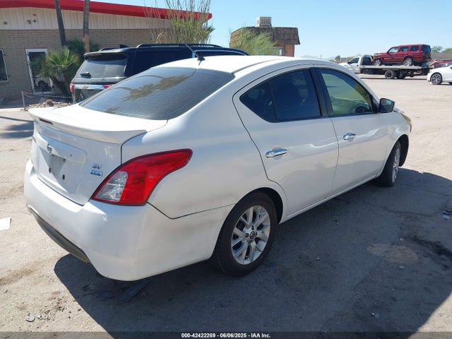 3N1CN7AP9JL880433 Nissan 2018