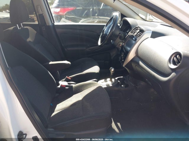 3N1CN7AP9JL880433 Nissan 2018