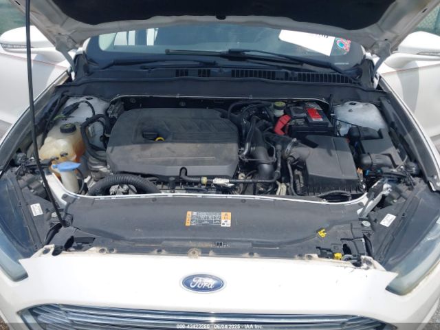 3FA6P0HDXER372908 Ford FUSION SE