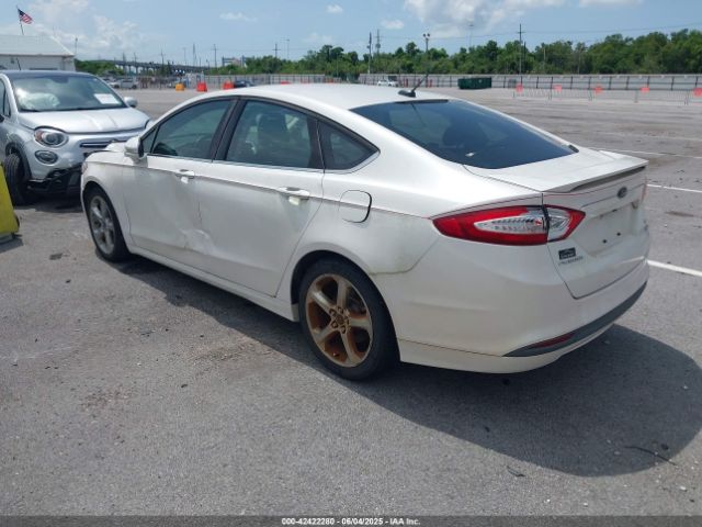 3FA6P0HDXER372908 Ford FUSION SE