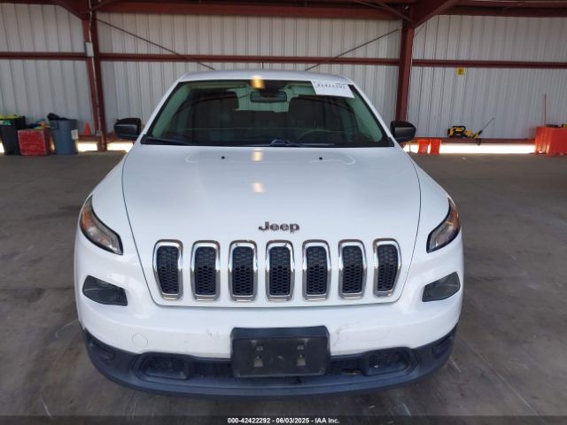 1C4PJLAB5FW560342 Jeep Cherokee Sport