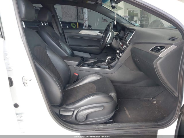 5NPE34AF1KH749788 Hyundai Sonata Sport