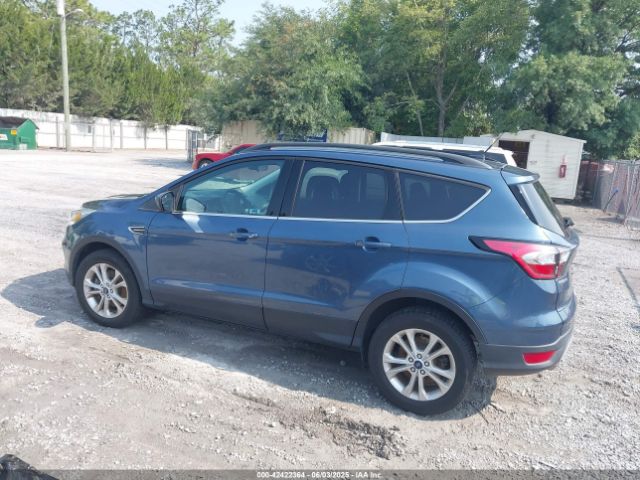 1FMCU9HD9JUB52779 Ford ESCAPE SEL
