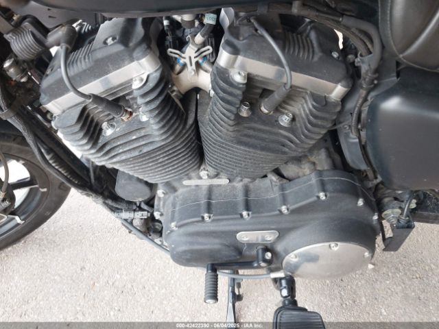 2019 HARLEY-DAVIDSON XL883 1HD4LE213KC424879 Photo 8