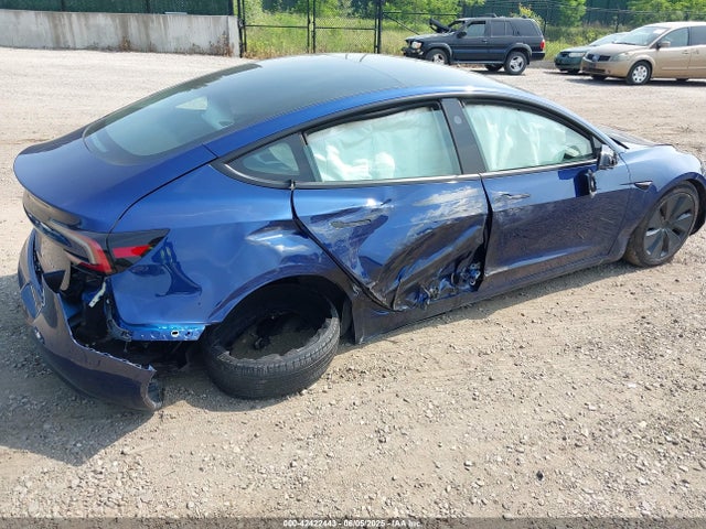 2025 TESLA MODEL 3 5YJ3E1EB6SF874419 Photo 3