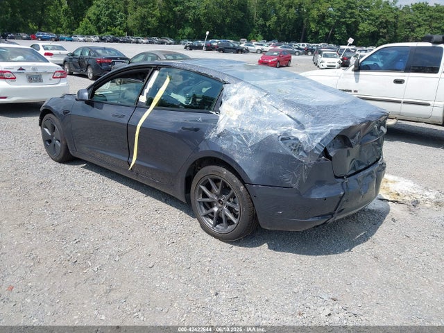 2022 TESLA MODEL 3 5YJ3E1EB1NF121045 Photo 2