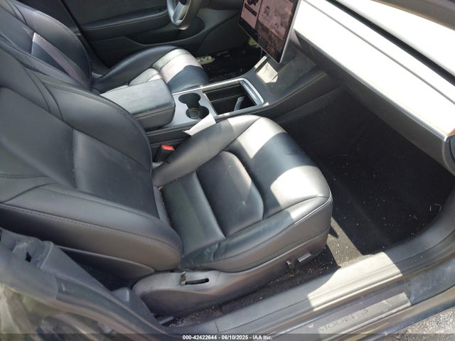 2022 TESLA MODEL 3 5YJ3E1EB1NF121045 Photo 4