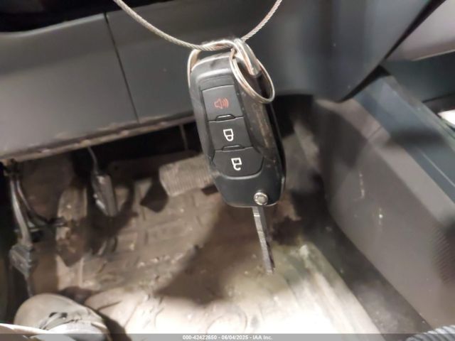 3FTTW8E99NRB02230 Ford Maverick Xl