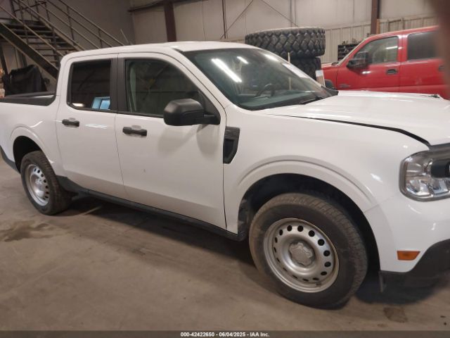 3FTTW8E99NRB02230 Ford Maverick Xl