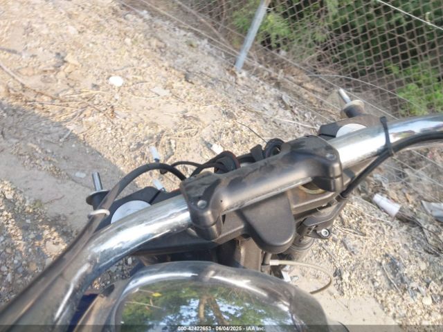 2015 INDIAN MOTORCYCLE CO. CHIEFTAIN 56KTCAAAXF3322230 Photo 6