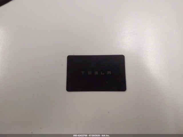 2020 TESLA MODEL Y 5YJYGDEF6LF000643 Photo 10