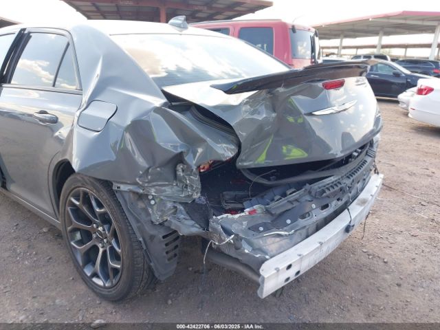 2018 CHRYSLER 300 2C3CCABG0JH211379 Photo 5