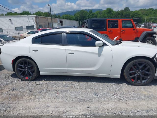 2C3CDXBG0GH173631 Dodge Charger Se