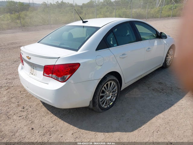 1G1PJ5SB7E7335450 Chevrolet Cruze Eco Manual