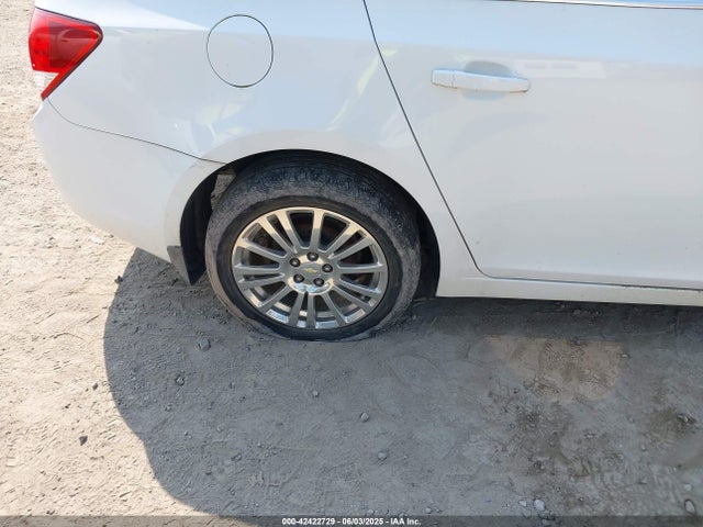 1G1PJ5SB7E7335450 Chevrolet Cruze Eco Manual
